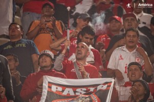 Hinchas de América de Cali acompañando al equipo Foto referencia / América de Cali.